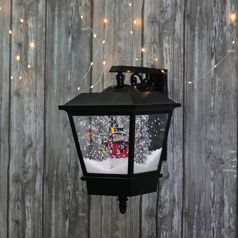 Snow lantern