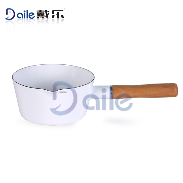 Milk pot