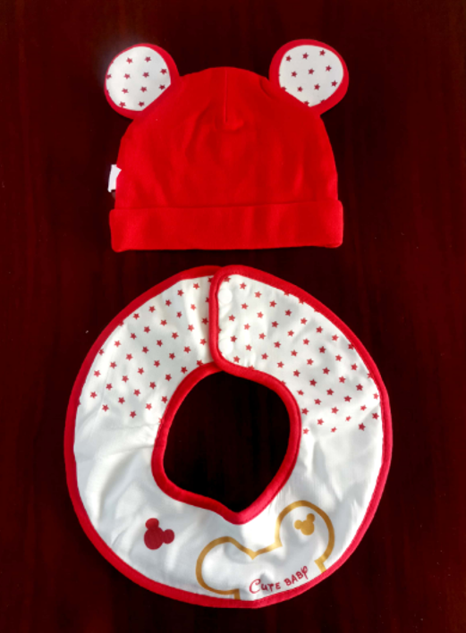 Baby cap and bib set