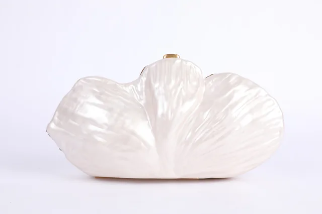 Pearlescent White Shell-Shaped Acrylic Evening Clutch