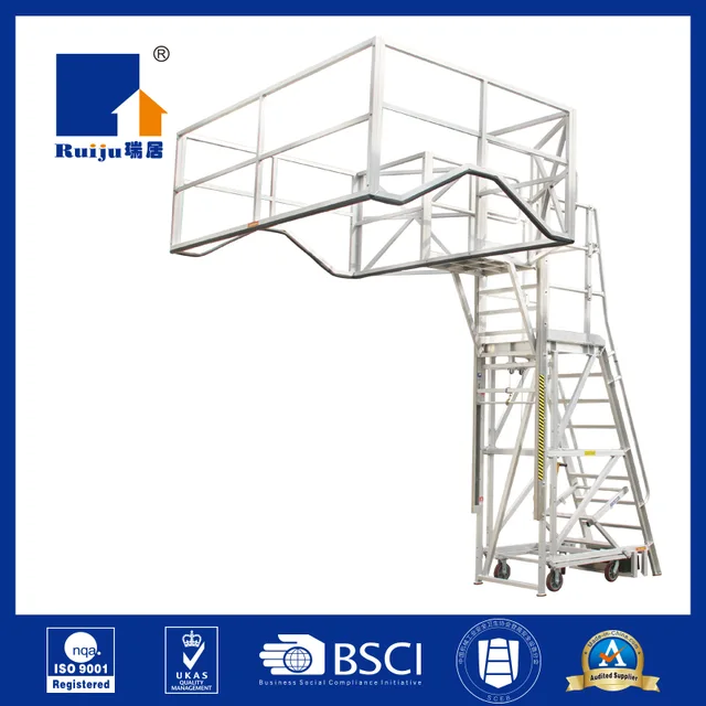 Adjustable height access platform