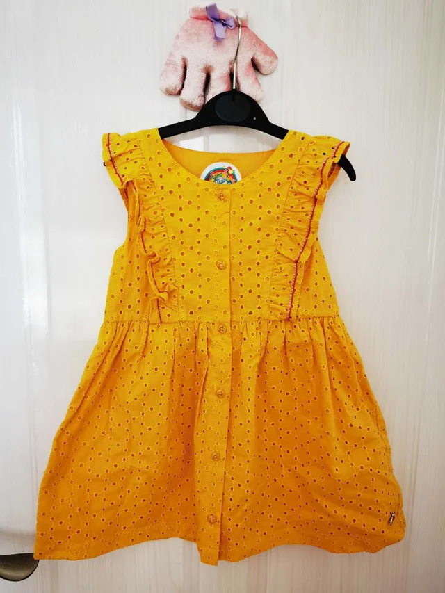 Girl's dress with emb design