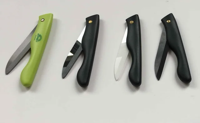 Ceramic folding knife, Pocket knife, Paring knife, Utility knife, Fruit knife, Portable, Light, No rust, No corrosion, No metallic smell