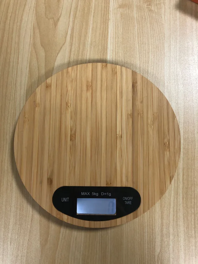 Bamboo electronic kitchen scale