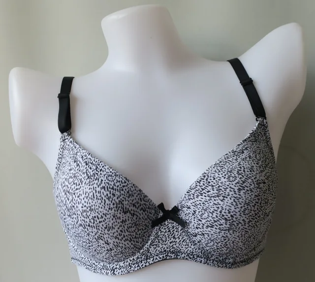 Mould cup bra with printing