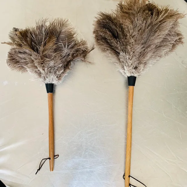 25 cm feather duster head with wooden handle