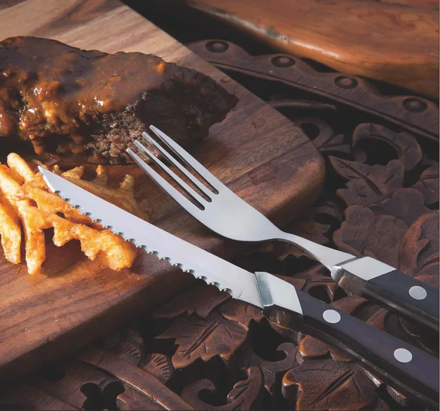 Steak knive