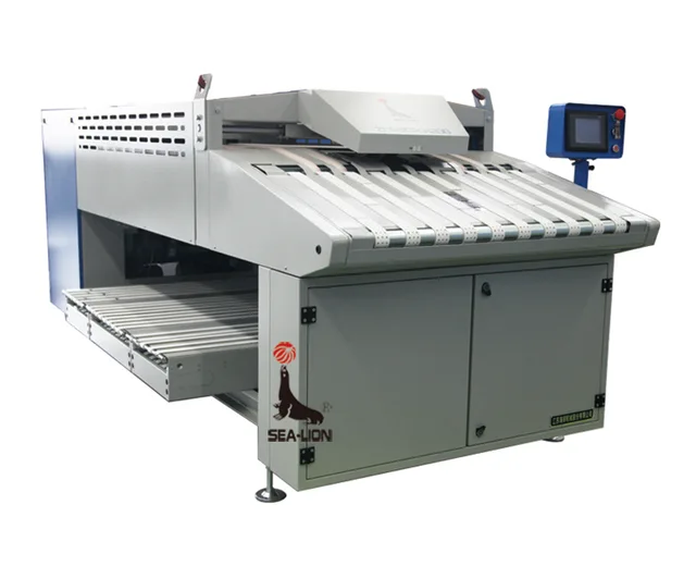 Auto Towel Folder