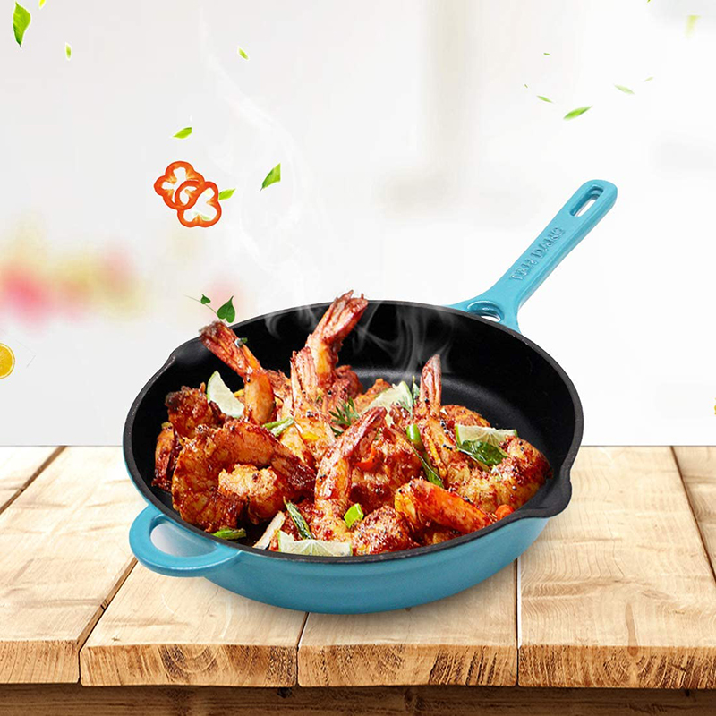 Cast iron skillet