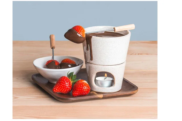 Chocolate fondue set