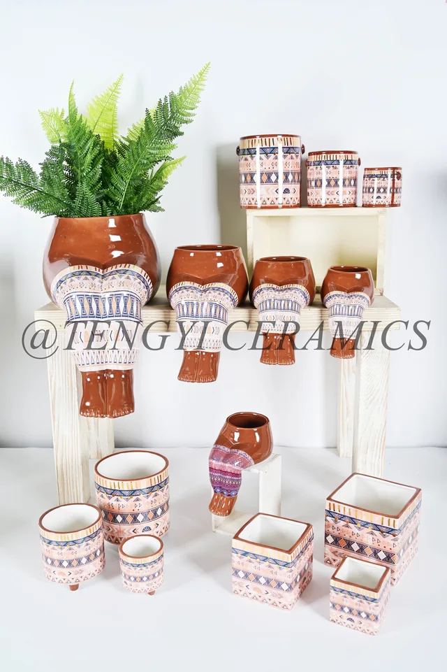 Ceramic pot