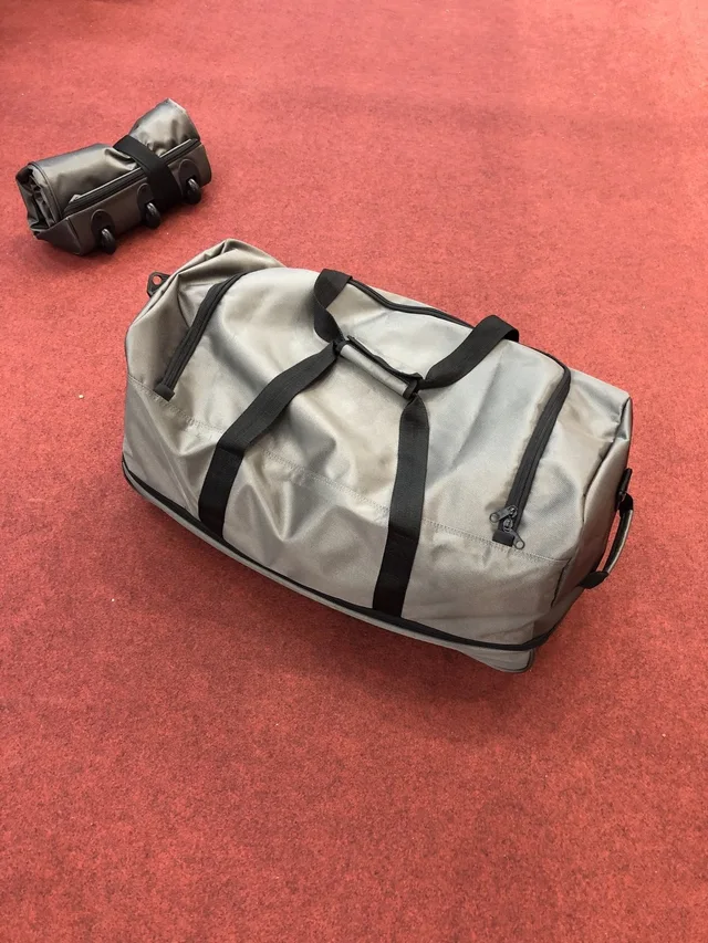 Foldable 3 wheels bag