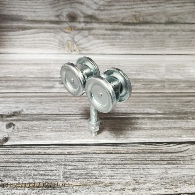 Sliding door roller
