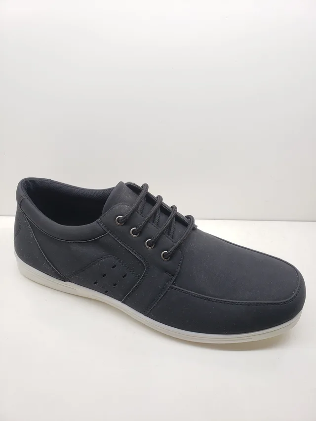 Casual shoes