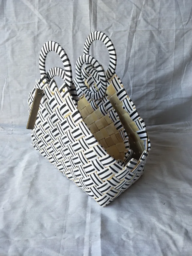Woodchip basket