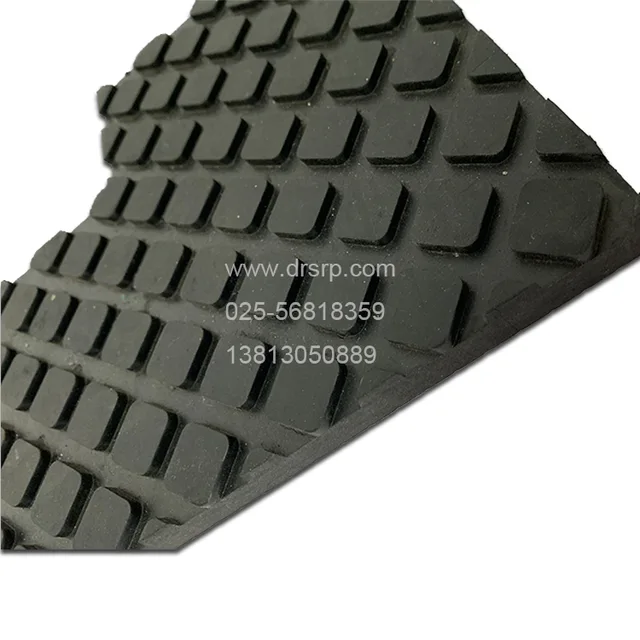 Stable cow rubber mat