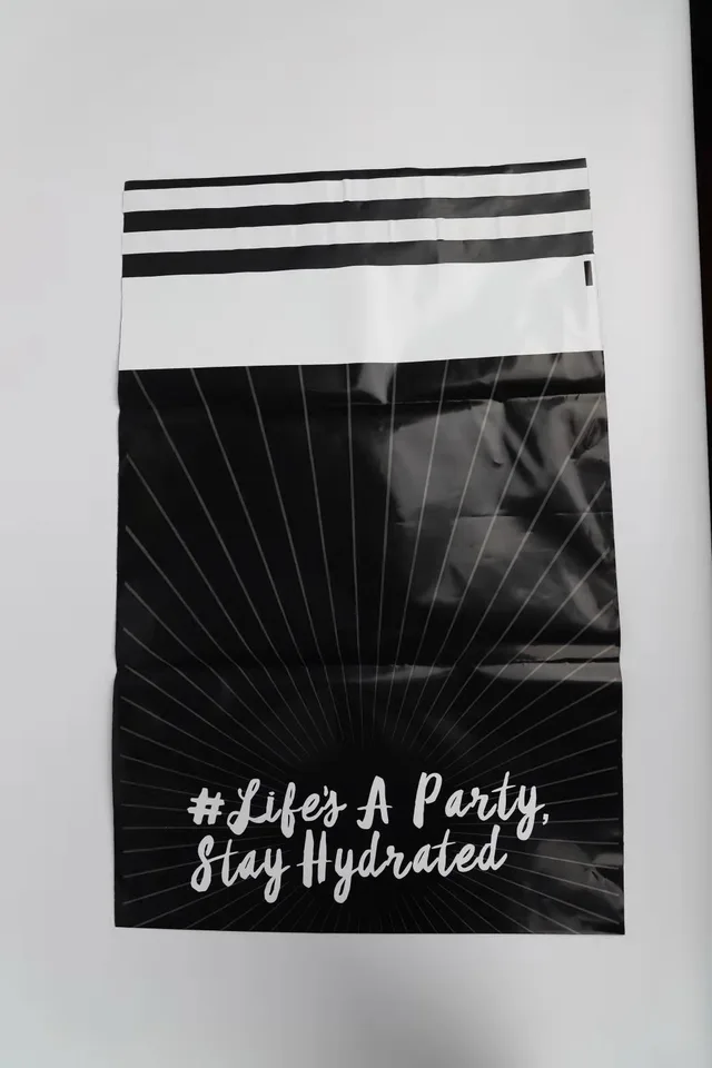 E-store courier bag with double seal tape