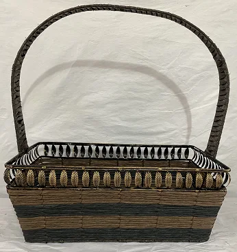 Woodchip basket
