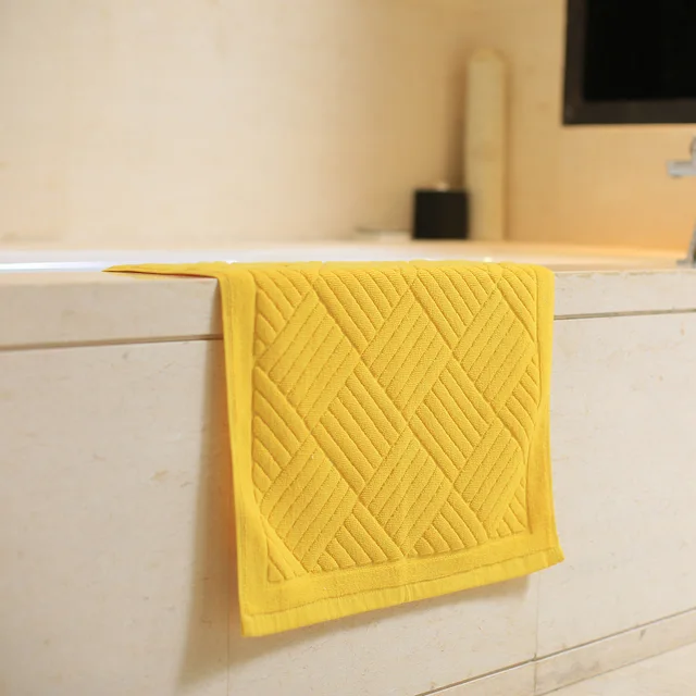 Excellent Quality 100% Cotton Dyed Bath Mat