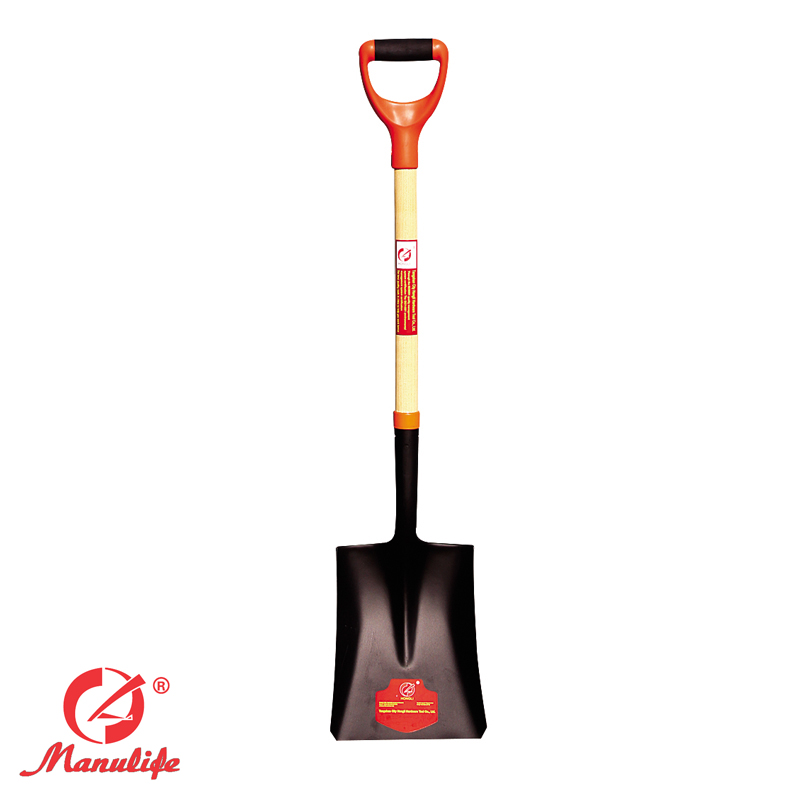 Wooden handle square shovel