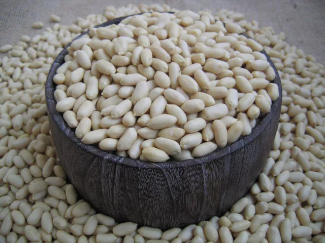 Blanched Peanut Kernels