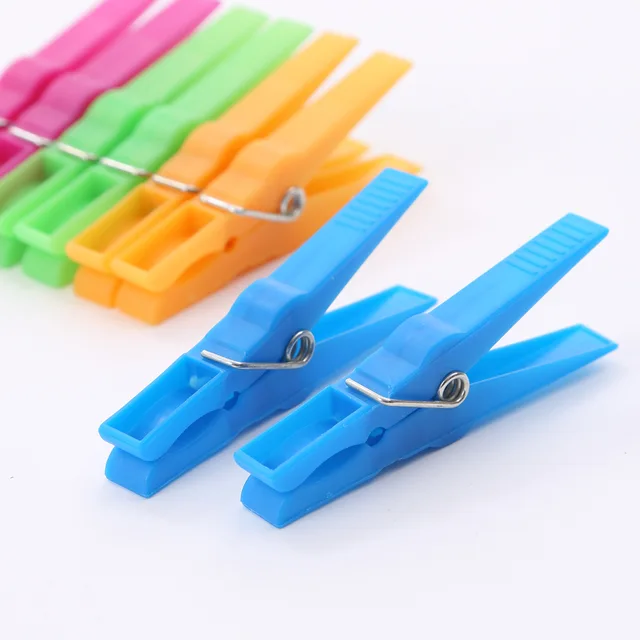 Plastic peg