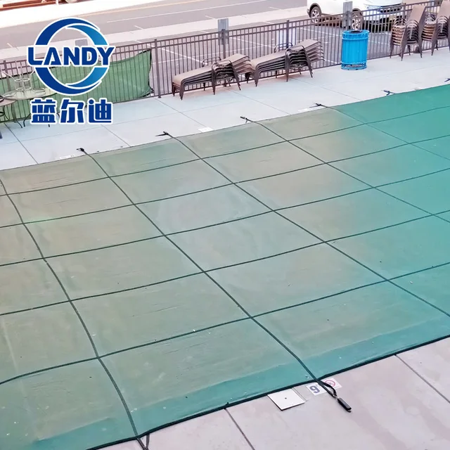 Swimming pool winter cover