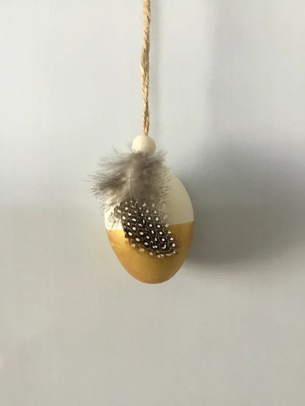 Easter egg hanger