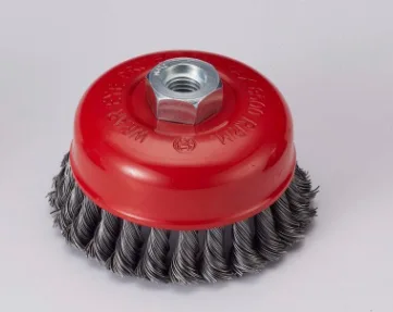 Twisted knot wire cup brush