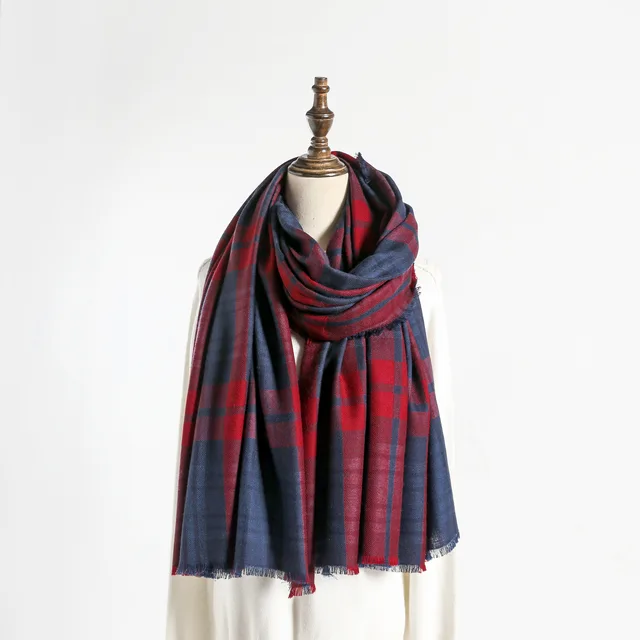 New Good Quality 100%Wool Strip Yarn-dyed Tassels Scarf for lady