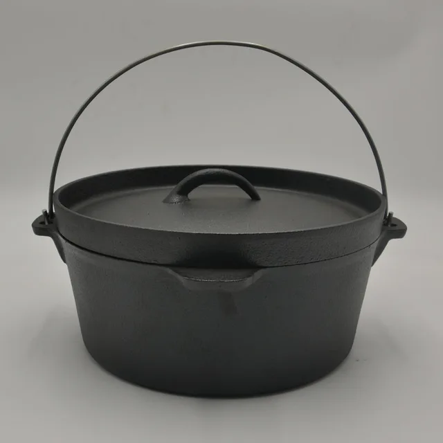 Cast iron dutch oven