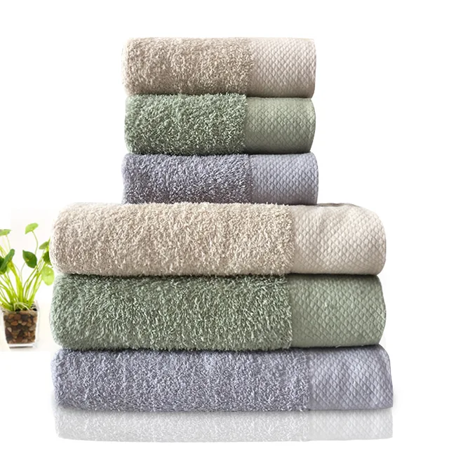 Embrodiery hotel towel set