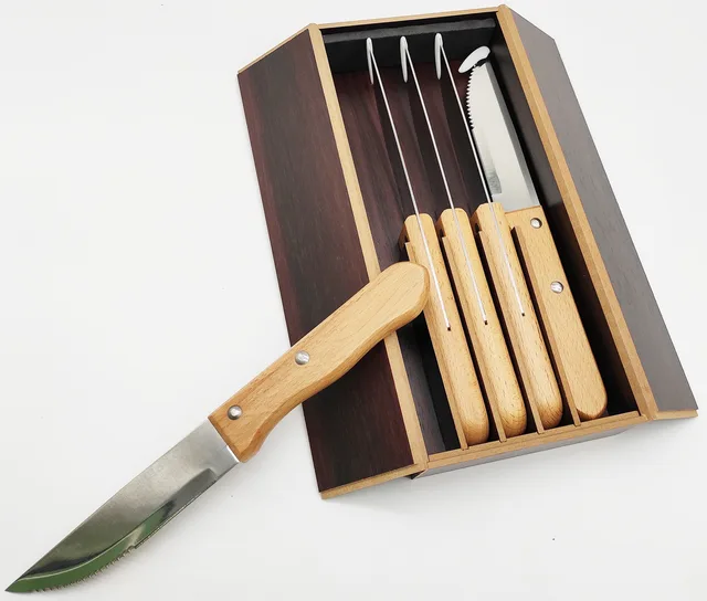 Steak knife