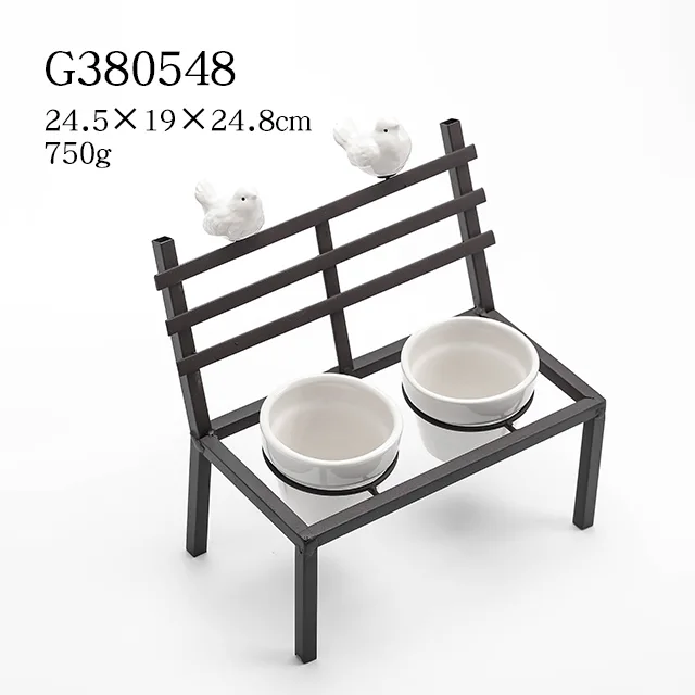 Ceramic pot with 2 -tier metal stand
