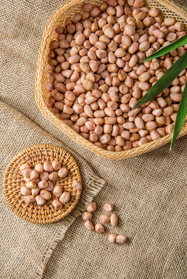 Peanut kernels