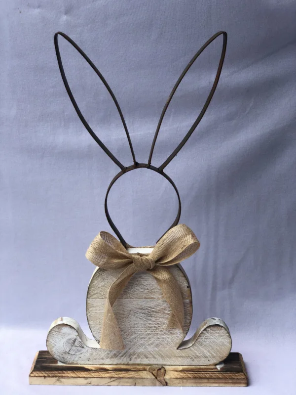 Metal/wood rabbit