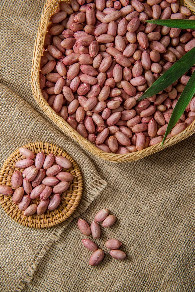 Peanut kernels