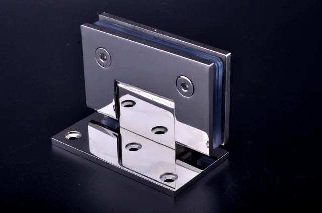 Shower hinge