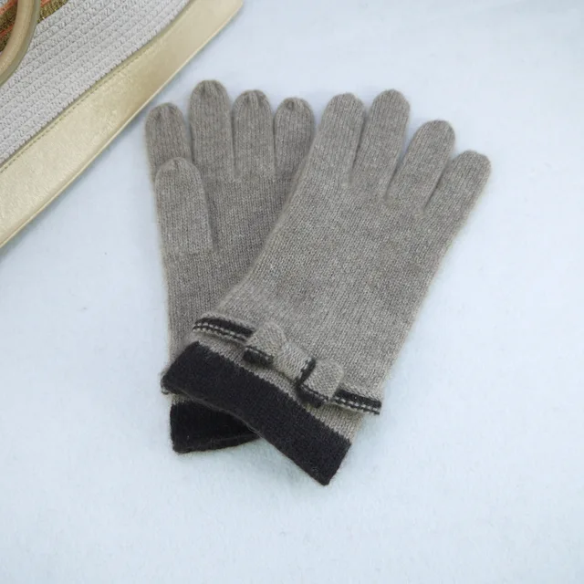 Cashmere gloves