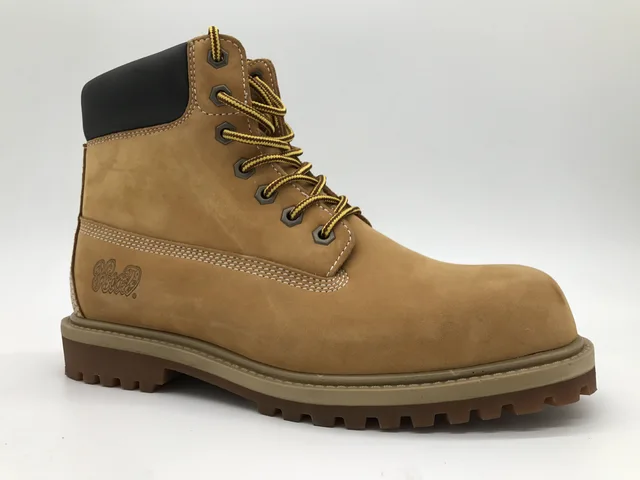 Desert boots