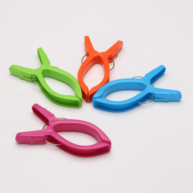 Plastic peg