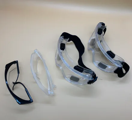 Protective goggles