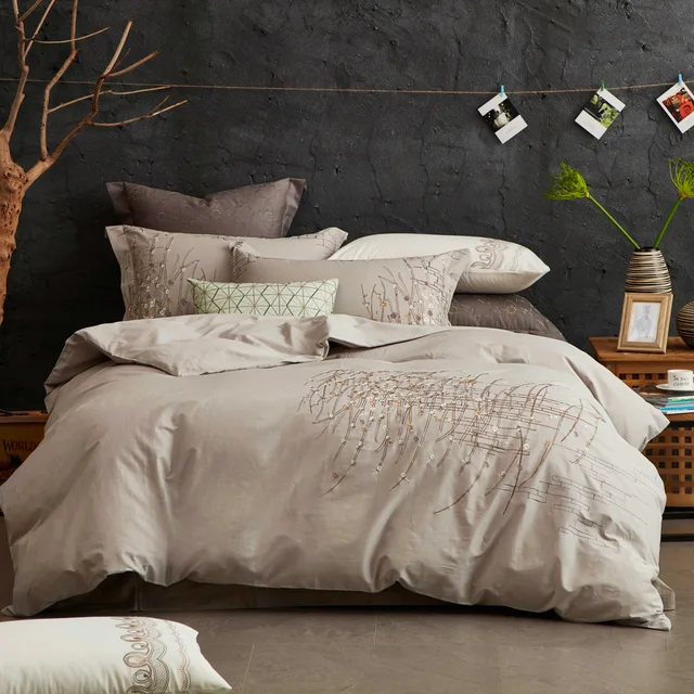 100% cotton embroidery sheet set duvet cover set bedspread set