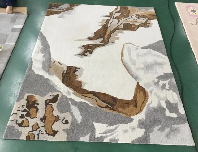 Hand tufted carpet