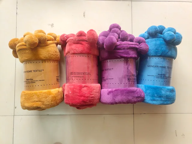 100% polyester solid flannel pom pom throw blanket