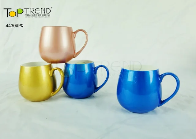 Paint spraying ceramic mug