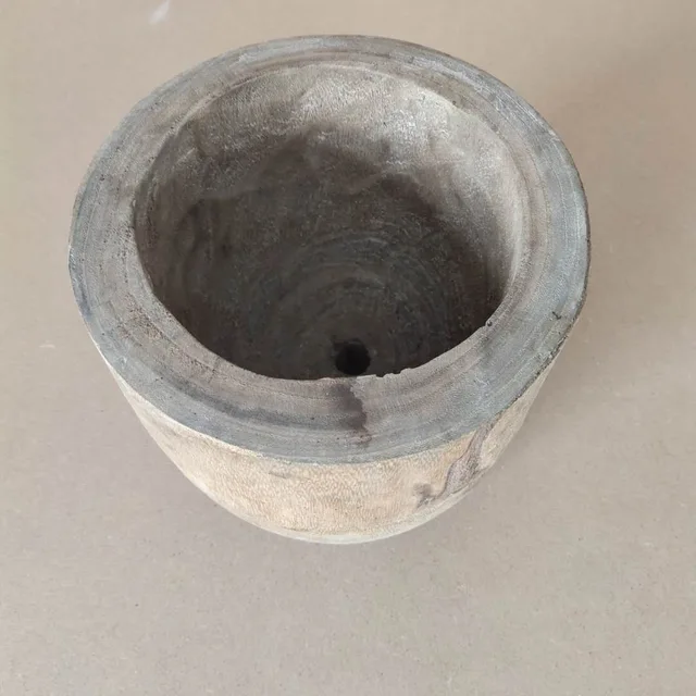Wooden Round Pot