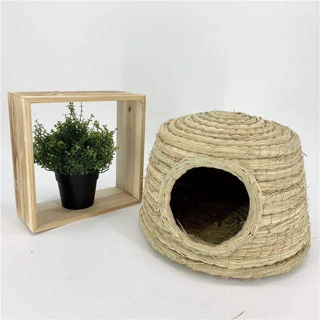 Hand-made pet bed