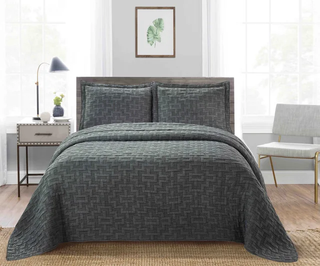 Polyester jacquard bedspreads stone-washed