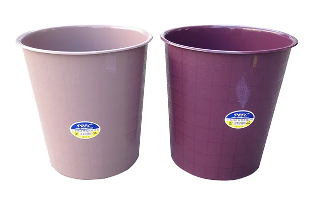 Plastic wastebasket